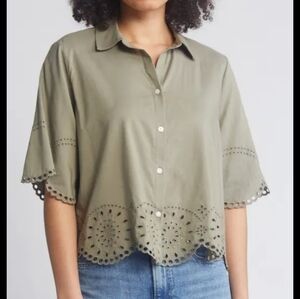 beachlunchlounge Women's Green Eyelet Trim Button Fromt Blouse Med